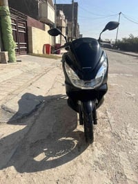 دراجة pcx للبيع 2018 سلام عليكم دراجة pcx للبيع ماشية 83 الف مكينة 150...