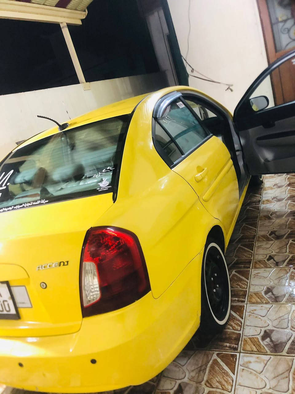 اكسنت موديل 2011
امريكي بدون ضرر فول موصفات
 تحكمات استيرن حساس خلفي 
طخم تاير جديد شاشه +كامره 
كابون بانزين رقم نينوئ 
مكاني موصل ***********
