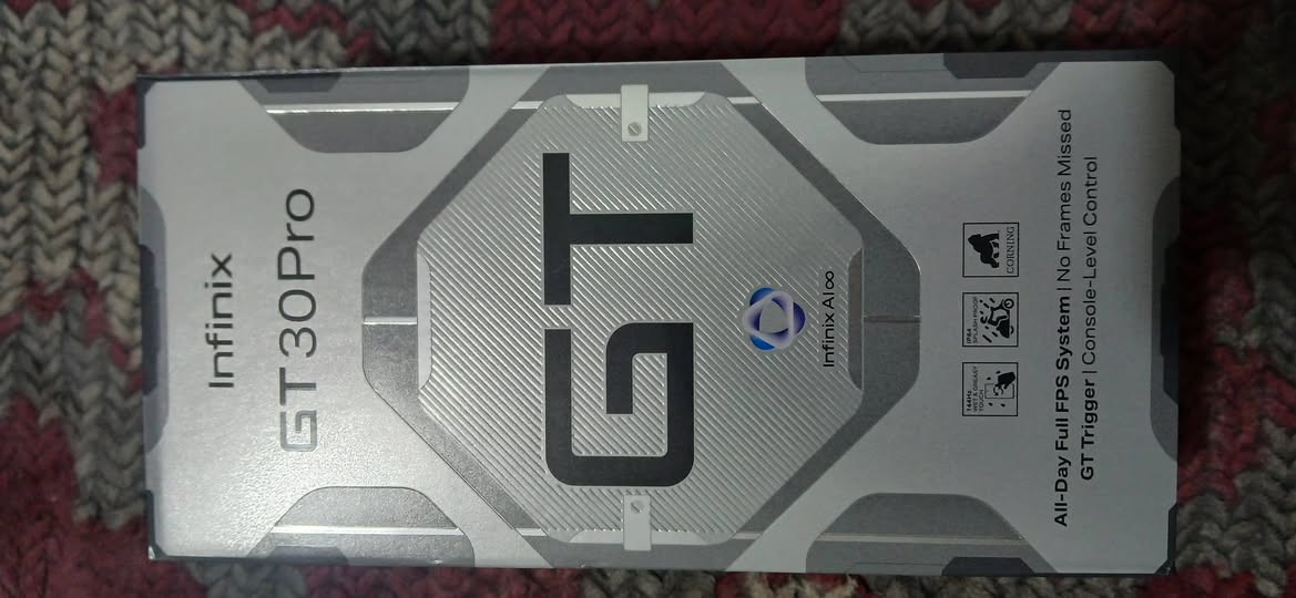 انفنكس GT 30 Pro كيمك  مفووول مواصفات
نضيفه  ستعمال يومين وبي ضمان شركه 6اشهر
ذكره 256
عشوائيه 24
سعر ٣٥٠ وبي مجال 
***********
