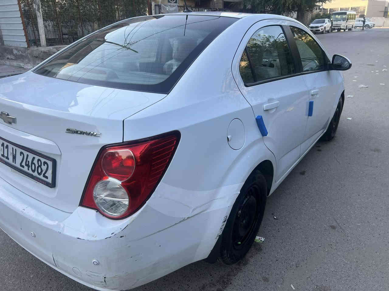 السلام عليكم شوفر سونك للبيع او امراوس السياره جاهزه كيرومكينه مكفولات صدرجديد تبريد ثلج سنترلوك ريمونت كهربائيات شغاله جاهزه من كلشي السعر ٦٠ وبيها مجال مكان بغداد الحريه للاتصال ***********
