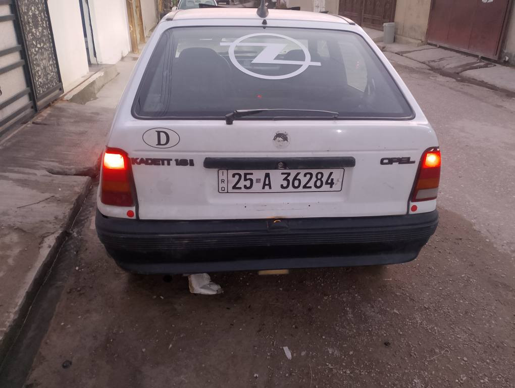 ئوپل كاديت  موديل 1991 مشروطنى لحد 2030 دفتر  بى  مكينه 16 رقم موبايل ***********
*********** كركوك, العراق
