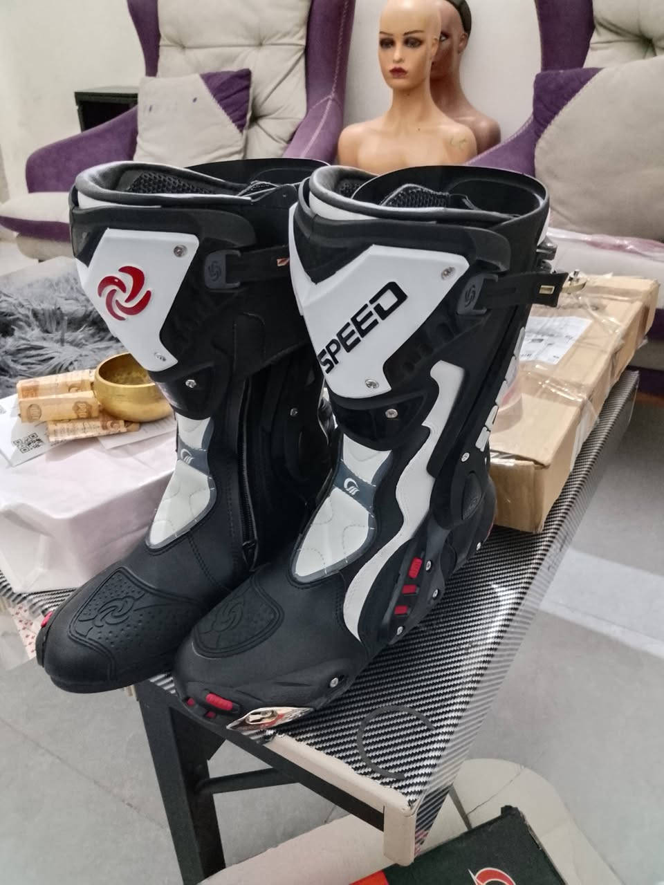 حذا دراجات قياس 42


**إذا كنت صاحب هذا الإعلان وتريد حذفه لأي سبب، رجاءا أرسل رسالة إلى الدعم الفني**