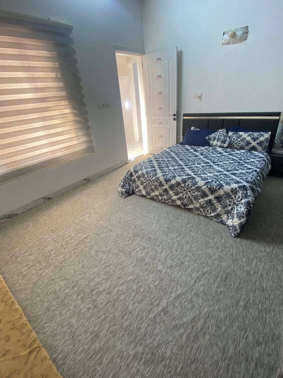 بيت للبيع التعليم العالي جمعيه النفط
نهايه سايدين التعليم قرب التربيه الثانيه 
الاتصال ***********
مطلوب اقساط للجمعيه ١٠ مليون 
سعر ١٠٠ مليون القسط ينزل من السعر 
وبيه مجال بسيط
