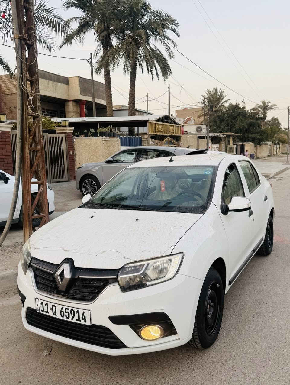 رينو سمبل 2021 زيرو زيرو مكفوله 
حره تحويل ثاني يوم بسمك 
سعر 108 مجال بسيط 
*********** 
مكاني بغداد المشتل
