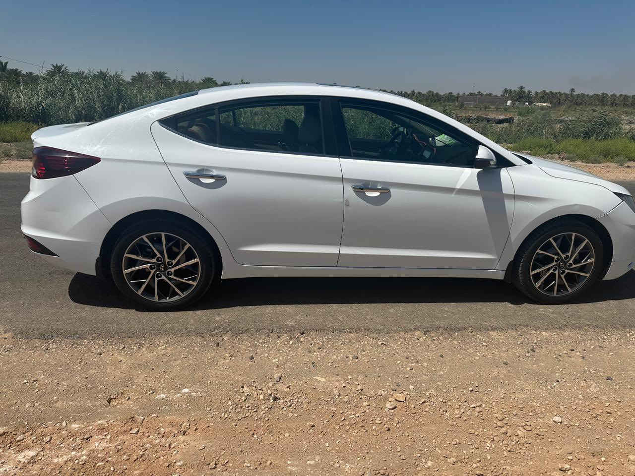 النتر موديل ٢٠ رقم بغداد بسمي ماشيه ٩١ الف كفاله عامه عده بارد بسيط السعر ١٦٥وبي مجال مكاني كربلاء طويريج ***********
