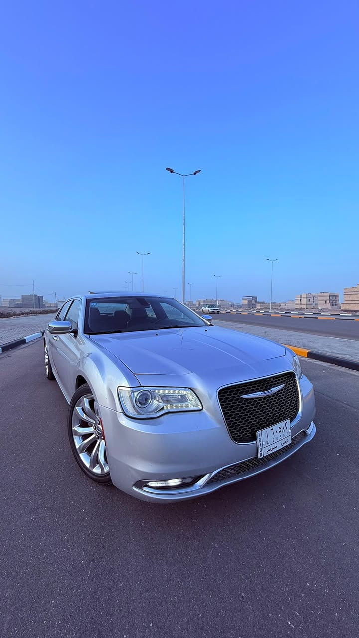 سلام عليكم اوباما للبيع كندي عداد 260 بنيد مبدل اصلي جاملغ امامي مصبوغ  السياره رقم بصره  باسمي سنويه ورقم جديد  السياره گير و مكينه وحداده على البلاد ماشيه 110 
المكان البصرة القرنة 
السعر 217 وبيه مجال بسيط 
الاستفسار ***********
