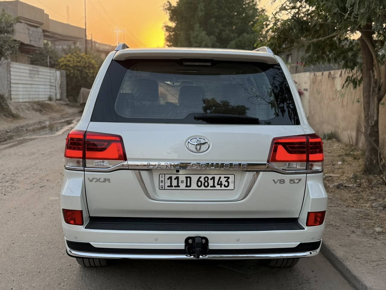 موديل 2021 VXR محرك 5700 مواصفات لكزس . سلايد عدسه لايت متحركه ستيرن كهربائي 5 بصمات الصندوك كهربائي الكشنات جلد شاشه كيجات لكزس كشنين كهربائي شاحن لاسلكي 3 شاشات تشغيل عن بعد سياره فول مواصفات معروفه ل VXR تجي فول . بيها شبر صبغ بركن الدعاميه الاماميه  محدده بالصوره ولباقي كفاله بشرط الفحص بسمي تحويل ثاني يوم اي استفسار           ***********
