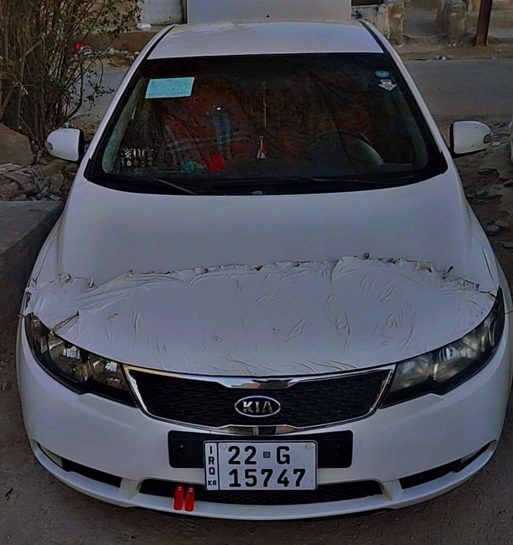 السلام عليكم.   للبيع كيا. سيراتو.   م 2010
أربيل.   تحويل.  مباشر.     شرط تحويل

محرك.  1600.    خليجي.    فول مواصفات 
صبغ.  جاملغ فقط      والباقي كفاله عامه 

كير.      محرك.   صدر.    تبريد 
جاهزه من كلشي.    شرط الفحص. 

منضومه زنون.وبعد هواي شغلات ماذاكرهن 
سياره. احله من الصور. شرط. 

مكاني.   النجف   
السعر. 105.   $$. وبي مجال.  للطيبين
***********  رقم هاتف.
