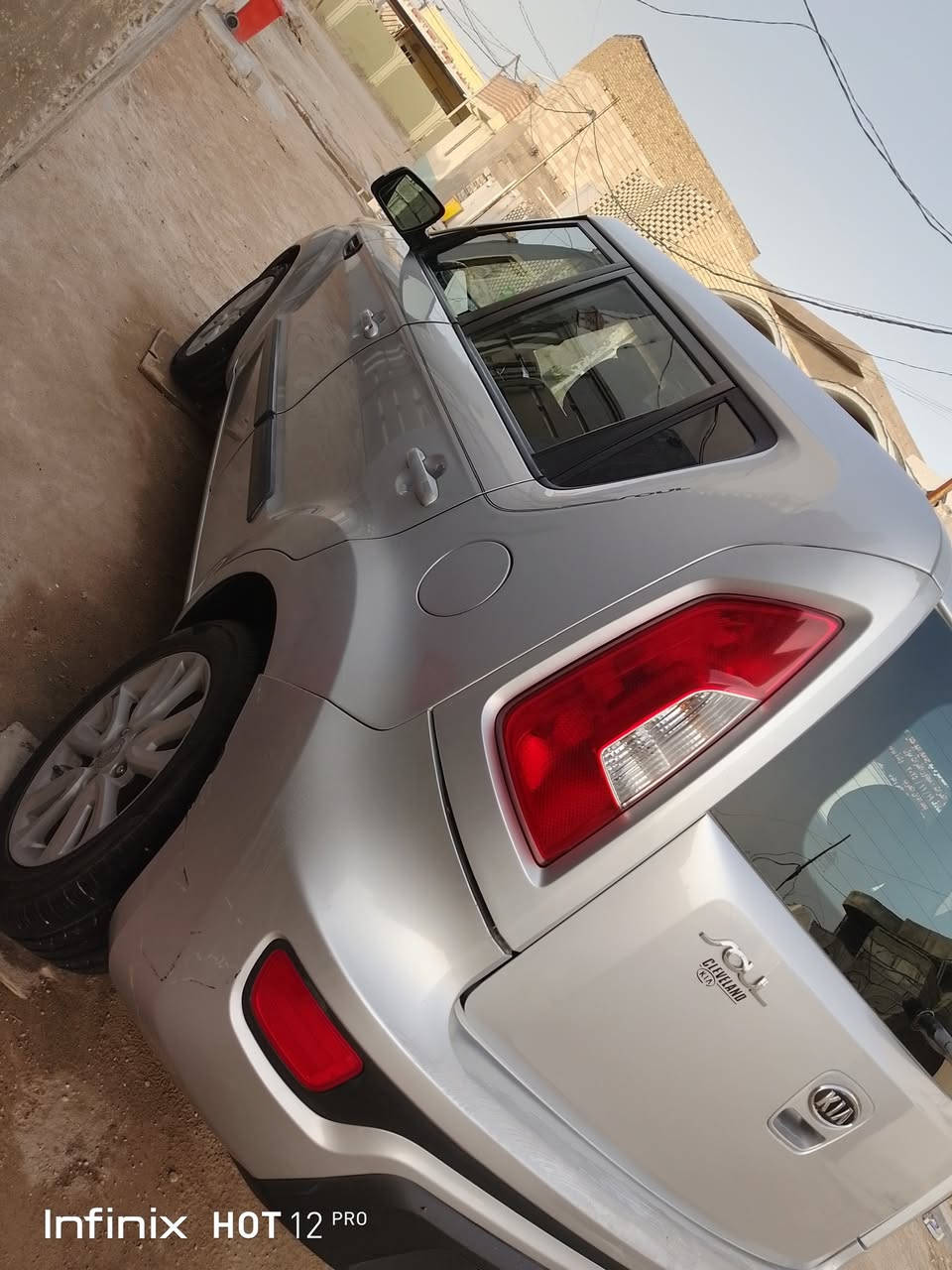 سلام عليكم كيا صول مديل2012رقم بابل الماني بيها 3قطع بدون دواخل ولا تبديل مواصفات نص فول شاير مري تحكم السيارة جاهزة من كلشي كير محرك تبريدشغال حداديه  مكفولات وارد امريكي محرك2000 مكاني نجف شارع المطار السعر100بيها مجال ***********
