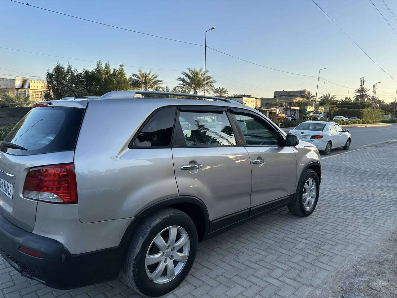 السلام عليكم سورنتو للبيع وارد امريكي موديل 2013 حادثه قبق جنطه والجاملغ خلفي فقط مواصفات سبعه راكب تبريد قطعتين  اشاير مري شاشه تحكمات ستيرن  مكينه كير ممفتوحات خير من الله  مكينه 2400 السيارة بجم كبس باسمنه سنويه وهزه وارقام جديده مكاني الكرخ البياع السعر 117 وبيه مجال بسيط رقمي ***********
***********
