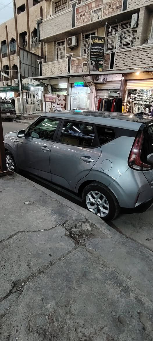 كيا صول  موديل 2024 ماشية ٣٧ الضرر بابين مبدلات جاملغ خلفي صبغ  صور الحادث و السونار بل منشور مكان السيارة منطقة الشعب السعر160  بيهة مجال ***********
