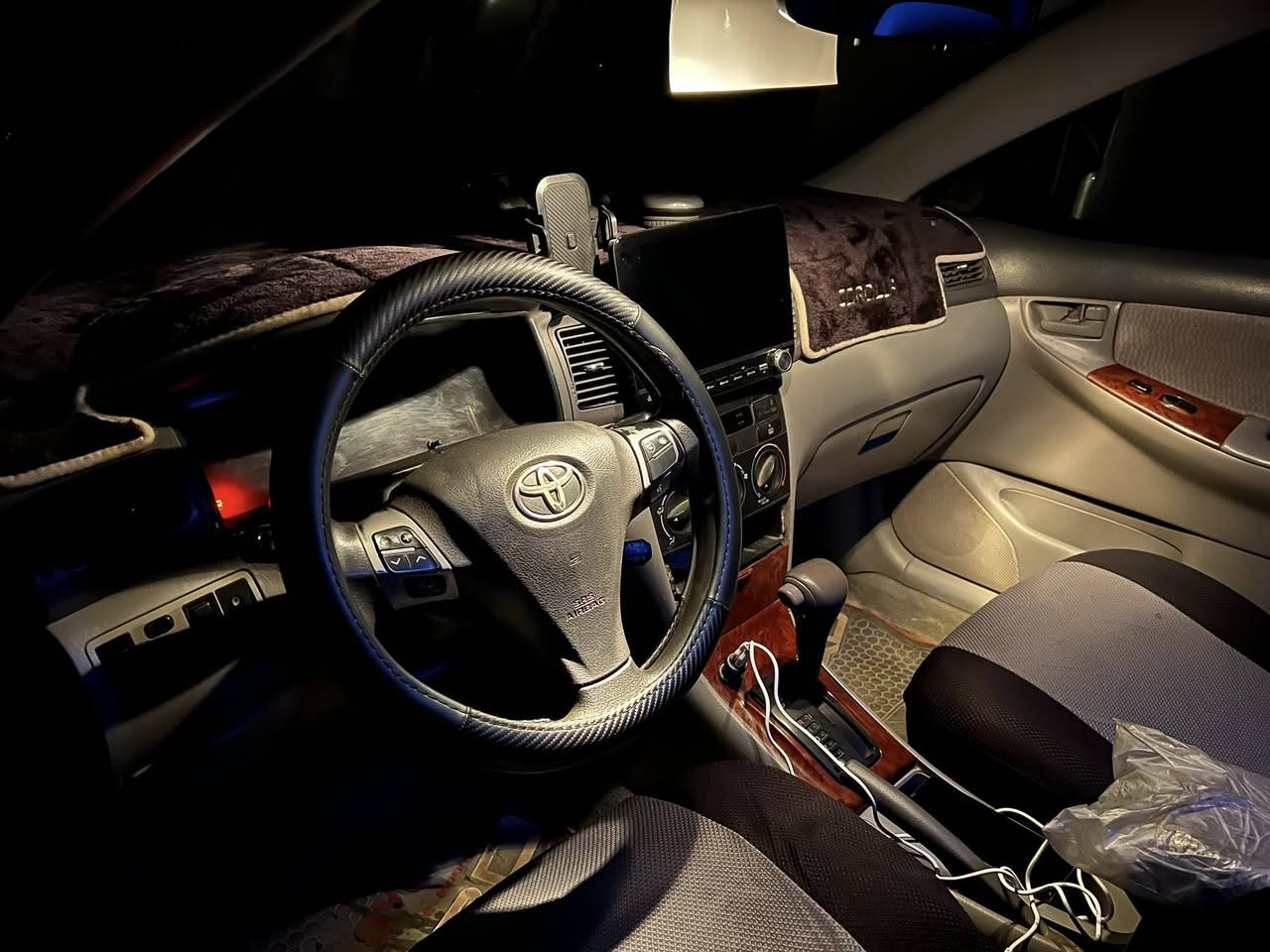 كورلا نحلة 2008 أمريكي سنوية 30 باسمي تحويل ثاني يوم كير ومحرك مكفولات محرك حاويه قبل 3 اشهر شديته تبريد تدفئة فول شاشة وكامره خلفية ضررها جامرلغ جهت الراكب بدون دواخل وبيها صبغ جامرلغ جهة السايق أبيع حزام السعر 89 العنوان ديالى شهربان المقدادية اتصال ***********
