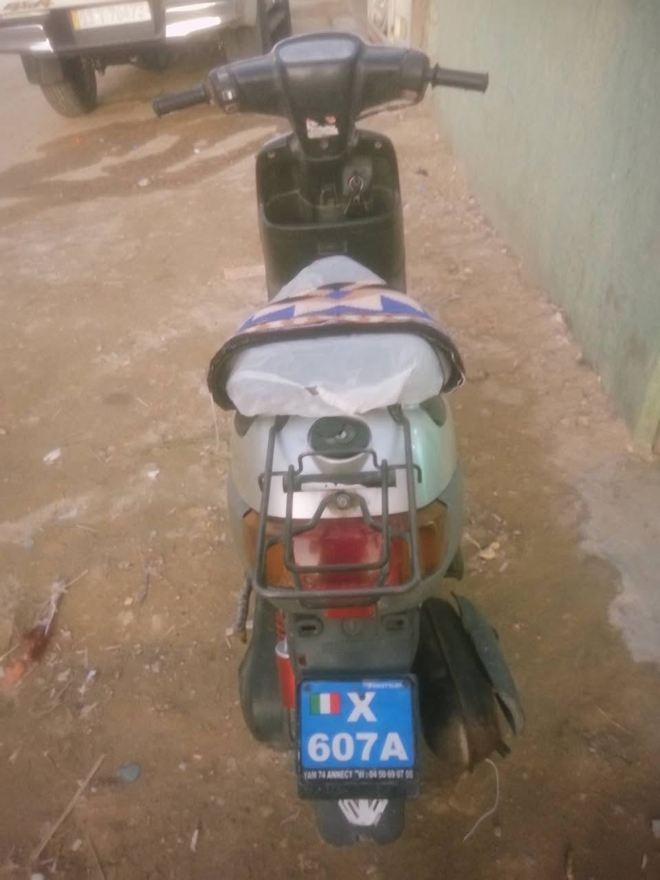 بطه ما مفتوحه دراجه نظيفه كفر اصلي كهربائياته شغاله كلها دراجه بلاديه دراجه حلوه 350 وبيها مجال رقم تليفوني***********
