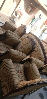 كنبة • قابلة للتفاوض