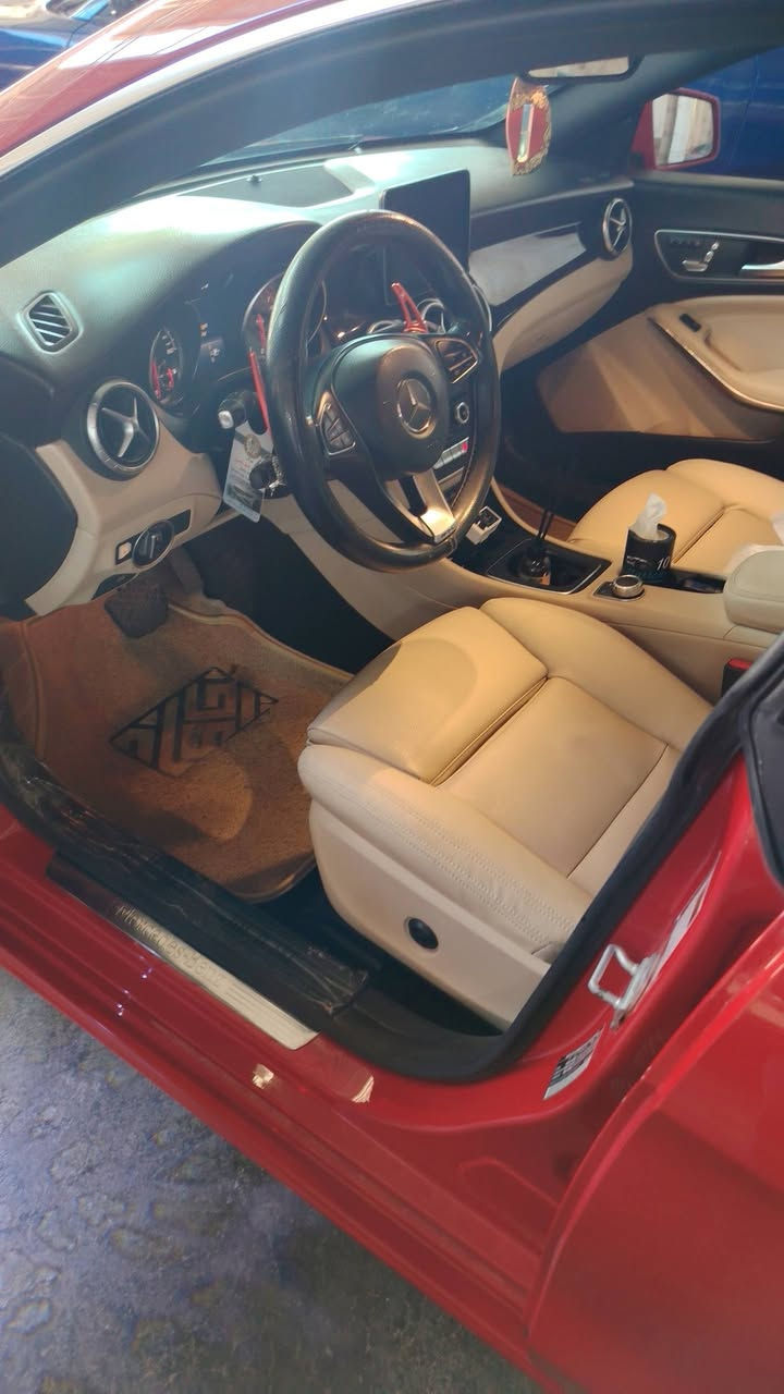 سلام عليكم متابعينا الكرام... للبيع نقد فقط موديل٢٠١٨.. كلين بدون صبغ اوتبديل السعر ١٨٠$ وبيه مجال بسيط للاستفسار ***********
