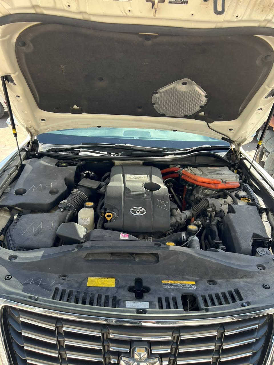 سلام عليكم كراون موديل 14 كفاله كفاله دخول جديد هاي بريد 4سلندر العنوان البصره سياره جديده حيل مناقصه شي شراي يتصل السعر 135 البصره ***********
