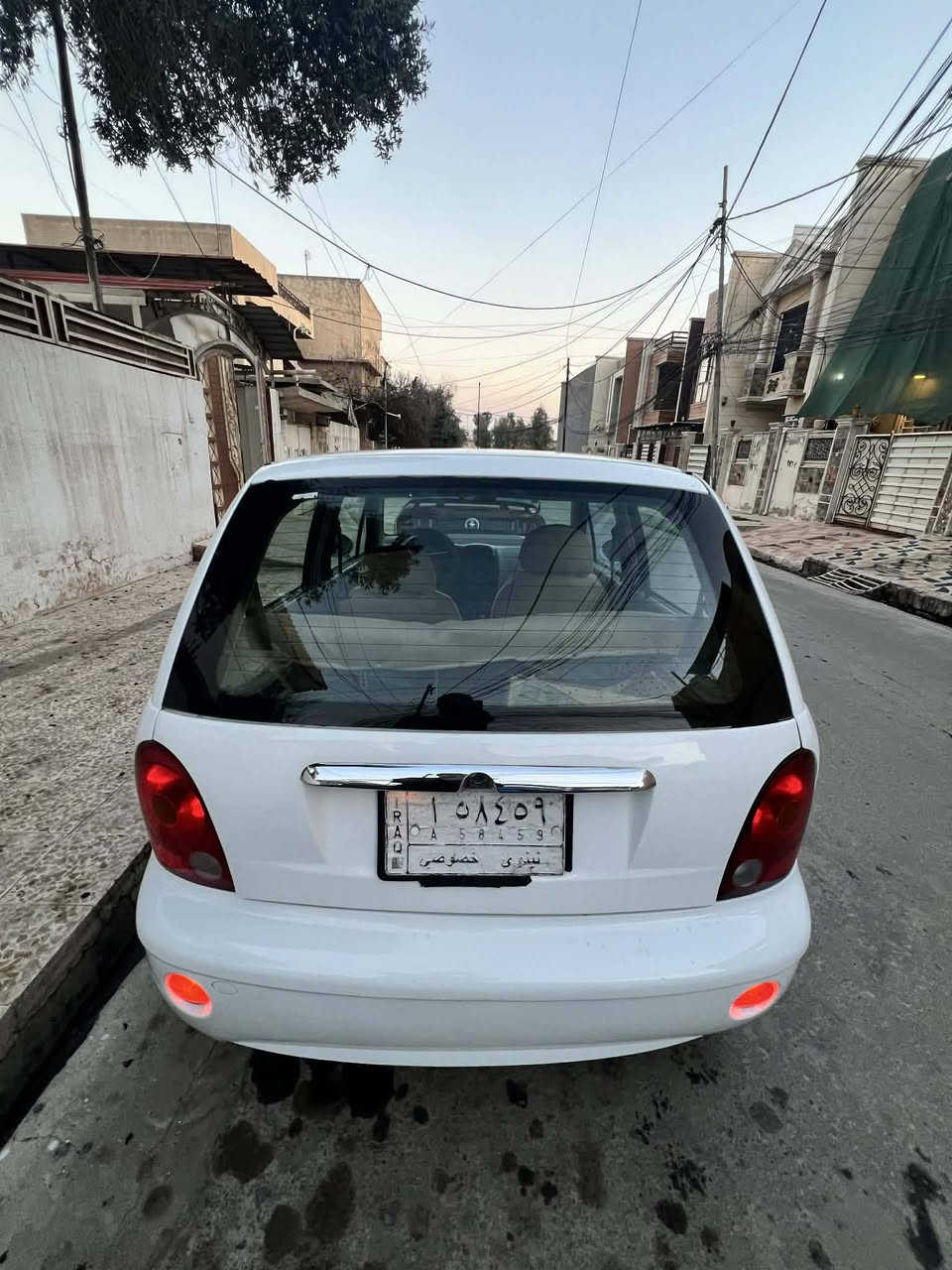 سلام عليكم اخوان كوكو للبيع سياره سنويه صاقطه عليها غرامه 350 محرك كير بحالا جيدا بيها شكم قطعه صبغ ابيع حزام تدفأ نار تبريد بس غاز كشنات جديد مغلف سياره حلوه وكاعده سعرها اتصل عرقم ***********
