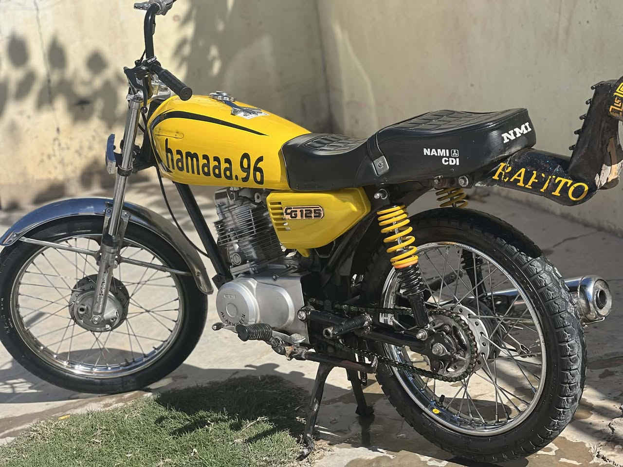 دراجه رابيدو موديل 24دراجه حيل حلوة نضيفه كدام عينك السعر 390وبيه مجال الي شراي ينتصل***********
