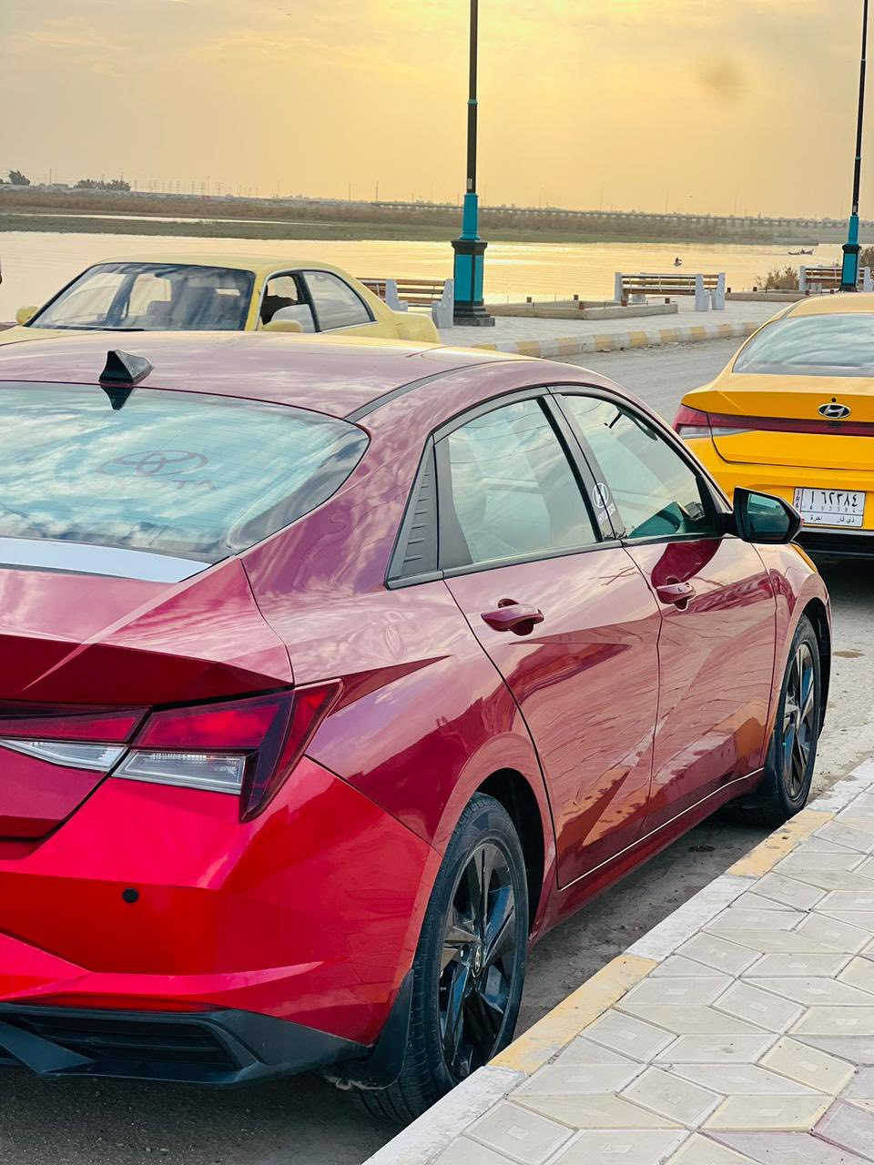 النترا 2021 امريكي ماشيه 180 الف   موصفات
تحكم ستيرن

 قياده ذاتيه 

حساس  خلف

كامره خلفيه

تبريد شاش 

لد نهاري

محرك ٢٠٠٠

دوش

كير 8 

تشغيل عن بعد

رقم قادسيه

ضربته جاملغ الخلفي فقط بجم كبس
سياره حر بسمي
سعر 150 بيه مجال بسيط

‭0770 184 7956‬
