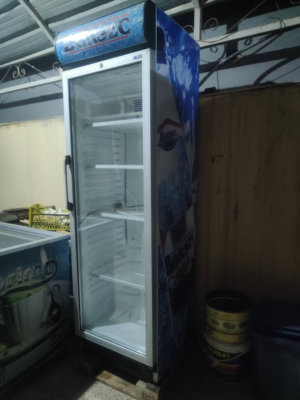 عارضة للبيع
تبريد ممتاز نظافة 90٪ السعر مناسب للتواصل عبر الخاص او الرقم ***********
