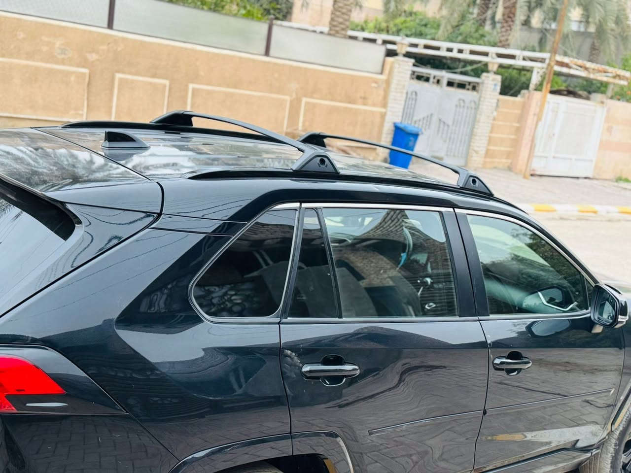 السلام عليكم
مراوس بكامري 2025
RAV4 SE 2024 هايبرد  بانزين

رقم بغداد مميز

موصفات 

بصمه 

كشن كهرباء

حساسات امامي 

حساسات خلفي

رادار امامي

رادار خلفي

نقط عمياء

اوتو هولد

انظمه قياده

هاند بريك بصمه

وبعد بيها موصفات حلوه

ماشيه 12

وصور الحادث بل منشور

محرك كفاله وگير كفاله وصدر وتبريد  الحمدلله 

207وبيهة مجال ورجاءً مو شراي لتعلق وتعبني كلمه طيبه منك واعبر المنشور حبيبي 

مكاني صلاح الدين سامراء 

للاستفسار ***********
