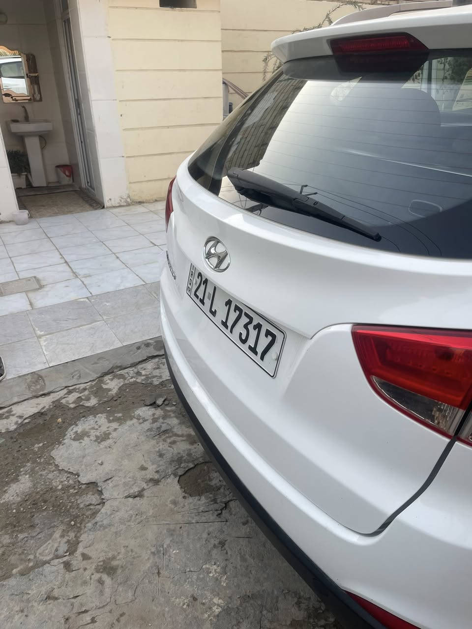 توسان  خليجي 15سليمانيه فول فتحه قطعتين تبريد سنويه 28 هزه جديده رقم دولي تخم تاير بيه بارد فقط بالبنيد مقدار شبر والسونار موجود ايضا  *********** ماشيه 85
