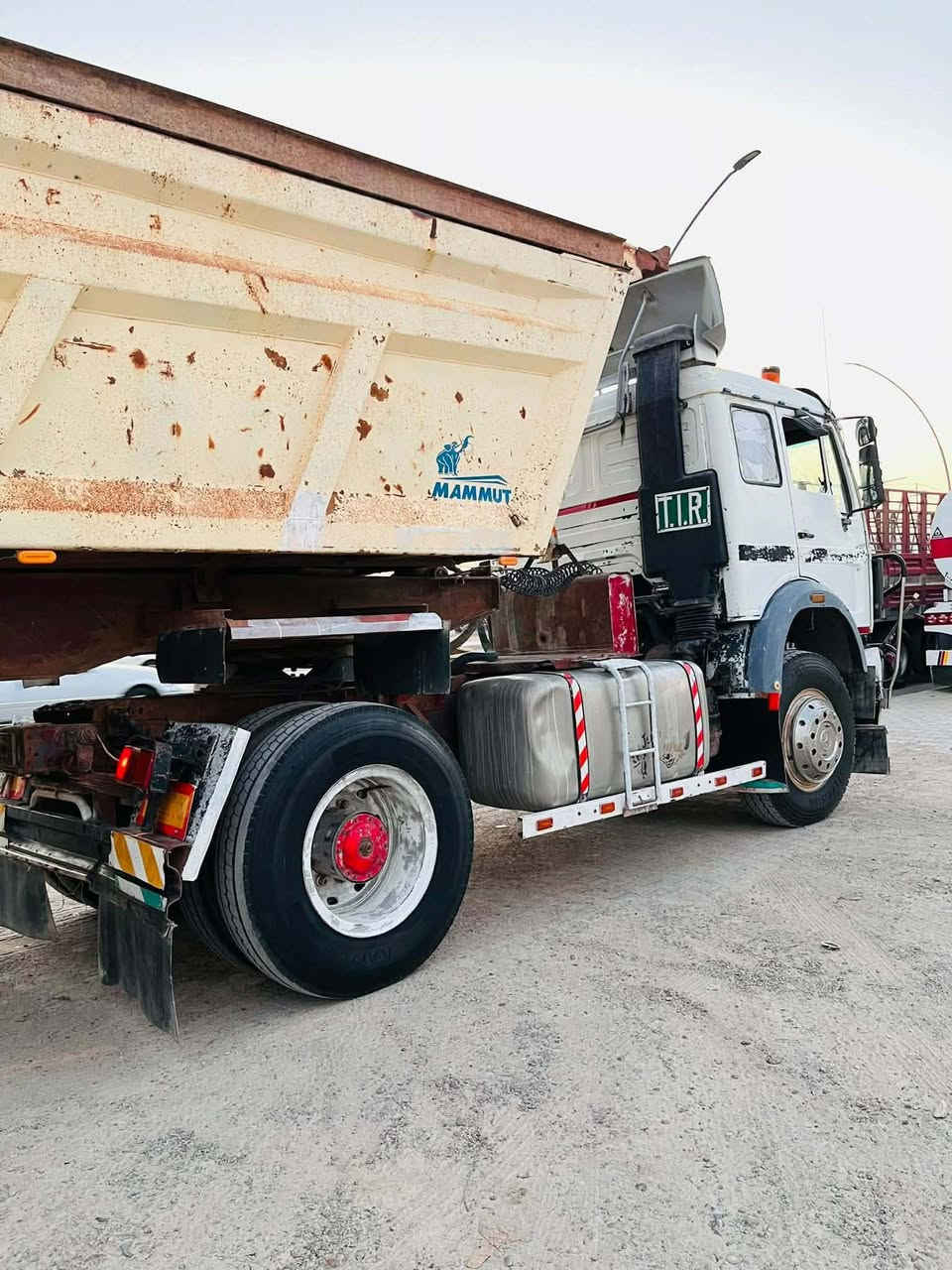 السلام عليكم ورحمة الله وبركاته  لبيع البي موديل 75  محرك حجم 38 دبل سوبر رقم أنبار مشروع وطني ويل وتاير 24 صاج عربانه 30 متر السعر 200


**إذا كنت صاحب هذا الإعلان وتريد حذفه لأي سبب، رجاءا أرسل رسالة إلى الدعم الفني**