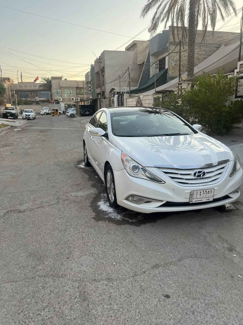 سلام عليكم سوناتة ٢٠١١ وارد خليجي بيهة مكانات صبغ السيارة بسمي كشتات جلد السعر ١١٥  *********** ما متوجد عل فيس
