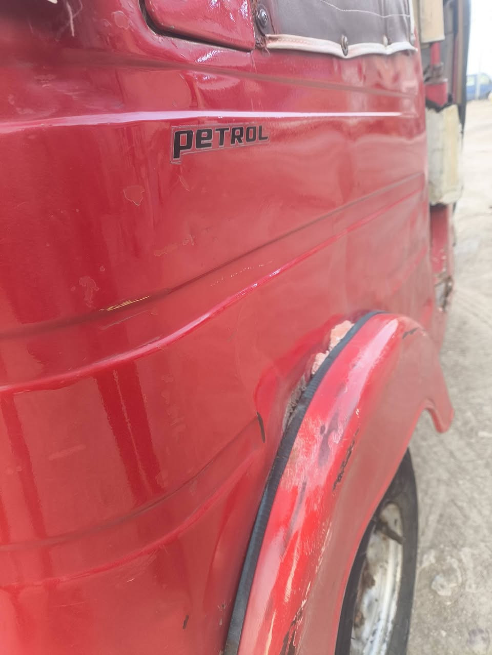 سعره بلاش مستعجل  موديل 18رقم وسنويه تحويل ثاني يوم تكتك جاهزه كشر نضافته كدامك نضيف بس اكو خياس قليل يم صعده العبري فقط محرك مكفول من التنقيص ولتبخير وشرط نهضة قويه ونعومه محرك خرسه جاهزه ربع ماتصريف عليه كلهة مكمله دوشمه وترتيبات السعر 
3900قفل قفل  ***********. واتساب متواجد وماسنجر. ناصريه سوق الشيوخ
