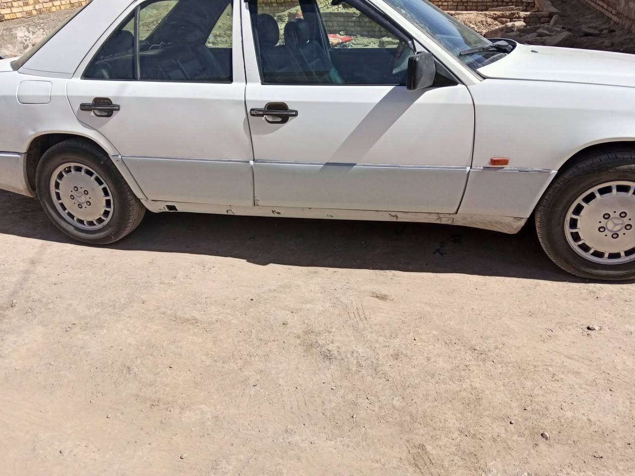 السلام عليكم مارسدس للبيع مكينه وكير 3000مكفولات لاتبخير ولاتنقيص رقم بغداد دولي مشروع وطني كهربائيات كلها شغاله تبريد ثلج السعر 55  مكاني ذي قار قضاء النصر مكلف بل نشر هذا رقم صاحبها رقم ***********
