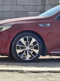 اريد امراوس بويل17 تايرات جدد/07829880705