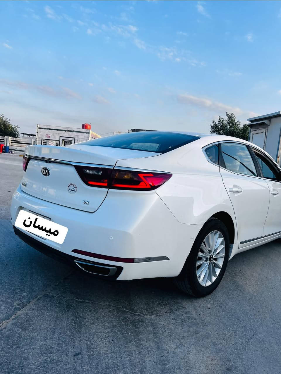 كاتنزا2018رقم ميسان 
وارد خليجي مكفوله من الصبغ عدا خشم البنيد 
سونارها مرفق مع الصور 
سياره جاهزه من النقص 
مكاني البصره قضاء المدينه
بيع او مراوس حسب القناعه السعر160وبيهة مجال ***********
