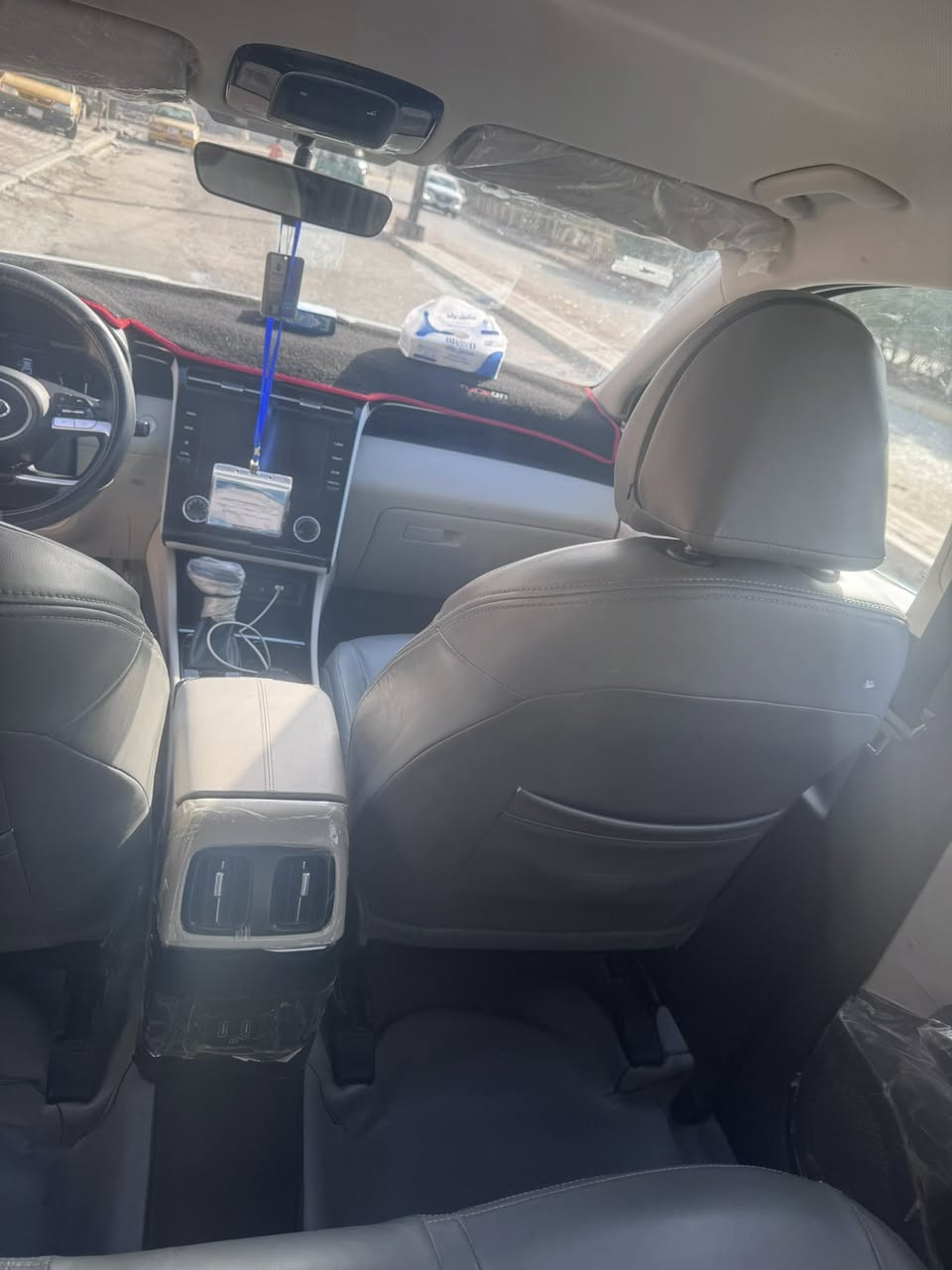 سلام عليكم 
توسان موديل 22 مصرف مسدده شهر على شهر 
سياره كفاله عامه ماشيه 42
للستفسار ***********
