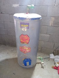 كيزر للبيع جديد شرط الشغل السعر 50 رقم الهاتف 07704954470