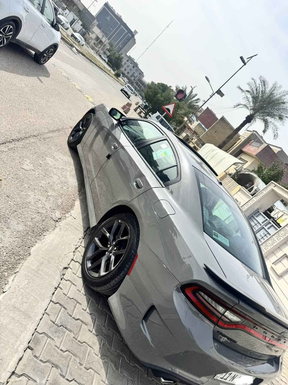 السلام عليكم جارجر 23 رادار خليجي
 وكاله هارلم لون مميز سمنتي بلاك ادشن ماشيه 11 
مكفوله كفاله عامه رقم بغداد الجديد بأسمي 
للاستفسار ***********
مكان السياره .بغداد
