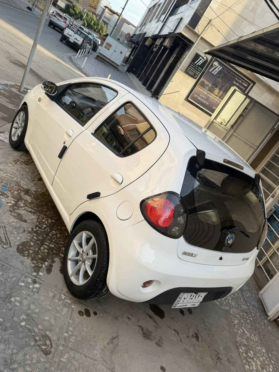 سلام عليكم ورحمة الله وبركاته 
جيلي باندا 2013 رقم بغداد 
عداد مسافه 35 الف سياره اخت زيرو ✅
مكينه كير كفاله عامه✅
حداديه 100/100 شرط كله جديد ✅
تبريد ثلج 🧊 تدفئة 🔥 
كهربائيات 100/100 ✅
موصفات سياره 
سنتر لك 
مسجل سيدي + بلوتوث
ويل كب شركه امجي + تخم تاير 
اريل نفكيشن 
عده وجك وسبير كله جاهز 
اخوان سياره كلش جديد وبلعافيه عل ياخذه مكاني غدير ساحه ميسلون 
سعرررر 57 وبيه مجال✅
*********** متوفر واتساب ✅
