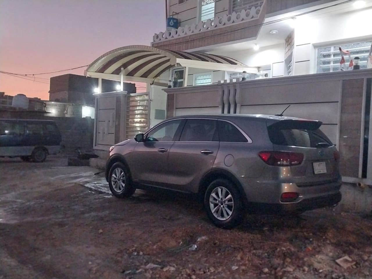 للبيع سورنتو امريكي مكينه 6 مواصفات عاديه بسمي بابل تحويل ثاني يوم ماشيه 180 بدون اي دواخلل
السعر 185 وبيه مجال بسيط خاص موجود او اتصال ب الرقم ***********
