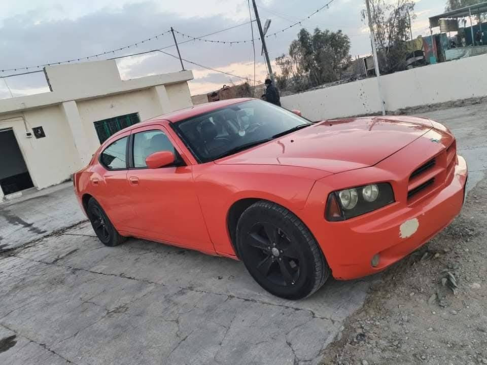 جارجر 2010 تكسي
ب أسمي تحويل ثاني يوم مشروع وطني
داخل جلد 
ضرر بين باب سائق وجاملغ بدون تبديل 
سعر 95وبيها مجال بسيط 
رقم ‏‪***********‬‏
