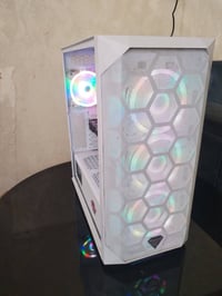 جي تي اكس ١٠٥٠ • Xeon ٢٦٨٠v4 • رام ١٦