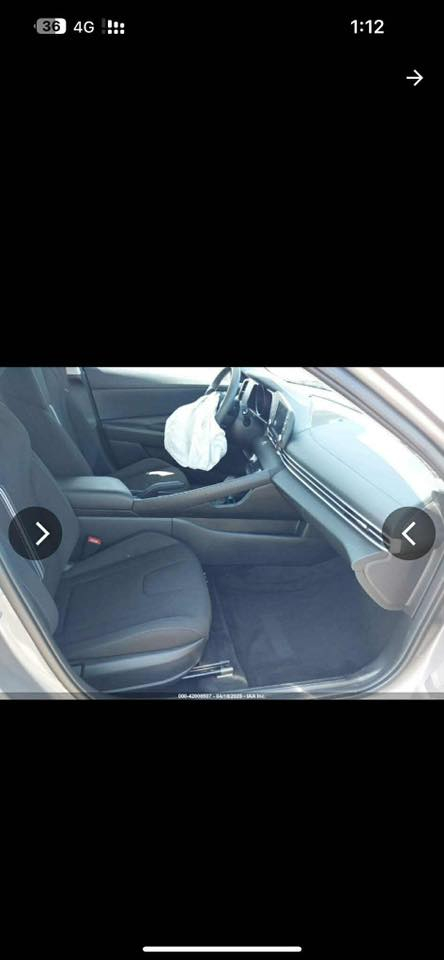 مراوس فقط
السلام عليكم 
النترا ٢٣ امريكي حادثها جاملغ خلف السكن والبنيد فقط  ماشيه ٢٢ الف رقم اربيل باسمي شخصيا 
مواصفاتها هوواي بيها معروفه ال٢٣ 
اريد سليتوز بمكانها 
السياره بعدها بريحة الشركة امانة الله متصرف ربع عليها 
رقمي واتساب شعندك دزلي 
***********
