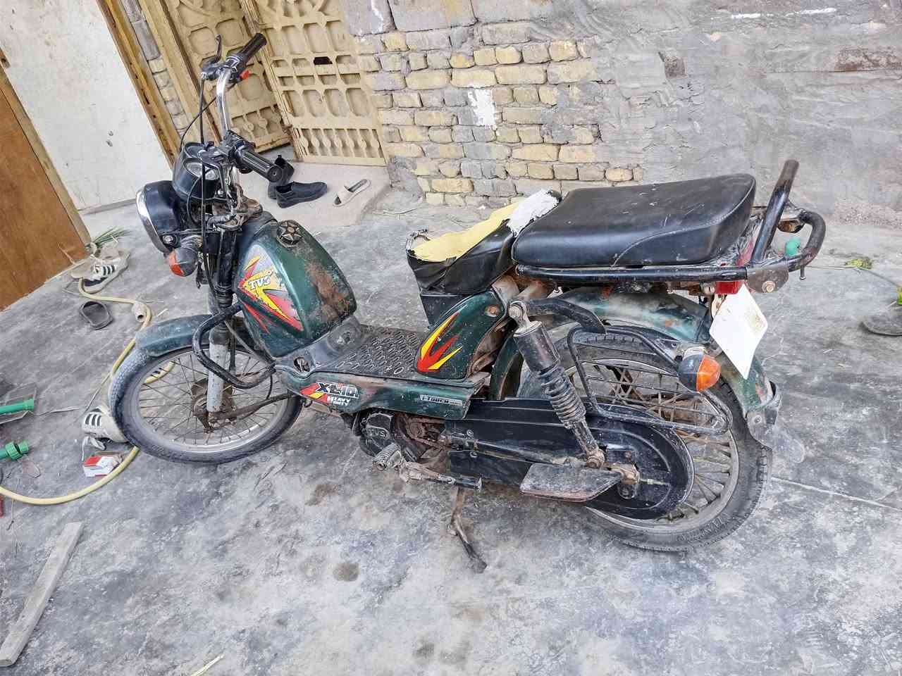 دراجه هندي سبعين دراجه نضيفه كلشي شغال بيه بس رايدله تبديل ملف تكطع ناريه  تمشي مابيها شي سرعته حلوه سلف هورن اشاير كلشي شغال


**إذا كنت صاحب هذا الإعلان وتريد حذفه لأي سبب، رجاءا أرسل رسالة إلى الدعم الفني**