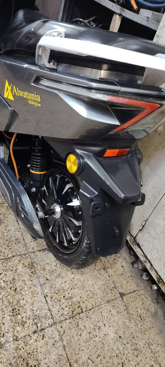 للبيع سكنس 6باتريات مصطره شرط عل فحص السعر 450 
***********
***********
