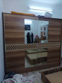 غرفة • جرباية حديد • بحاجة ترميم