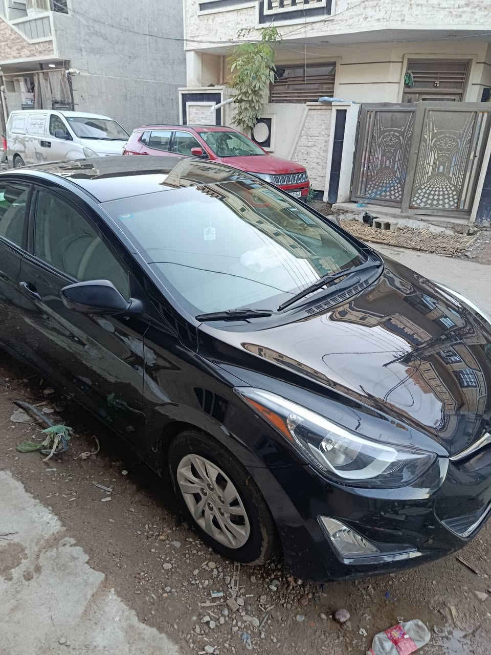 السلام عليكم 
النترا وارد امريكي موديل ٢٠١٦ رقم بغداد ماشيه 56 الف استخدام منزلي السيارة كلش نظيفه كير ومحرك مكفولات بانزين محسن ودهن افضل نوعيه بالنسبة لحادثها جاملغ خلفي معدل ع البارد ومكحل وموجوده صورتها سعرها 118 ورقه 
مكان السيارة بغداد / الدورة 
للاستفسار التواصل على الرقم ***********
