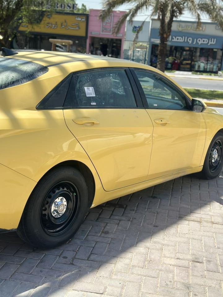 يالله السلام عليكم النترا
موديل ٢٠٢١ حادث بنيد مبدل بسمي السياره 
السيارة فول عدا الفتحة بسمي السيارة 
عنوان بغداد البلديات *********** 
السعر ١٣٨
