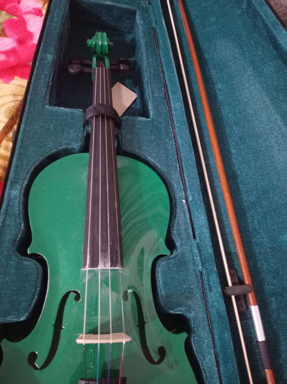 كمان تركي بهذا الشكل مع جميع ملحقاتة
سعرة 55 الف


**إذا كنت صاحب هذا الإعلان وتريد حذفه لأي سبب، رجاءا أرسل رسالة إلى الدعم الفني**