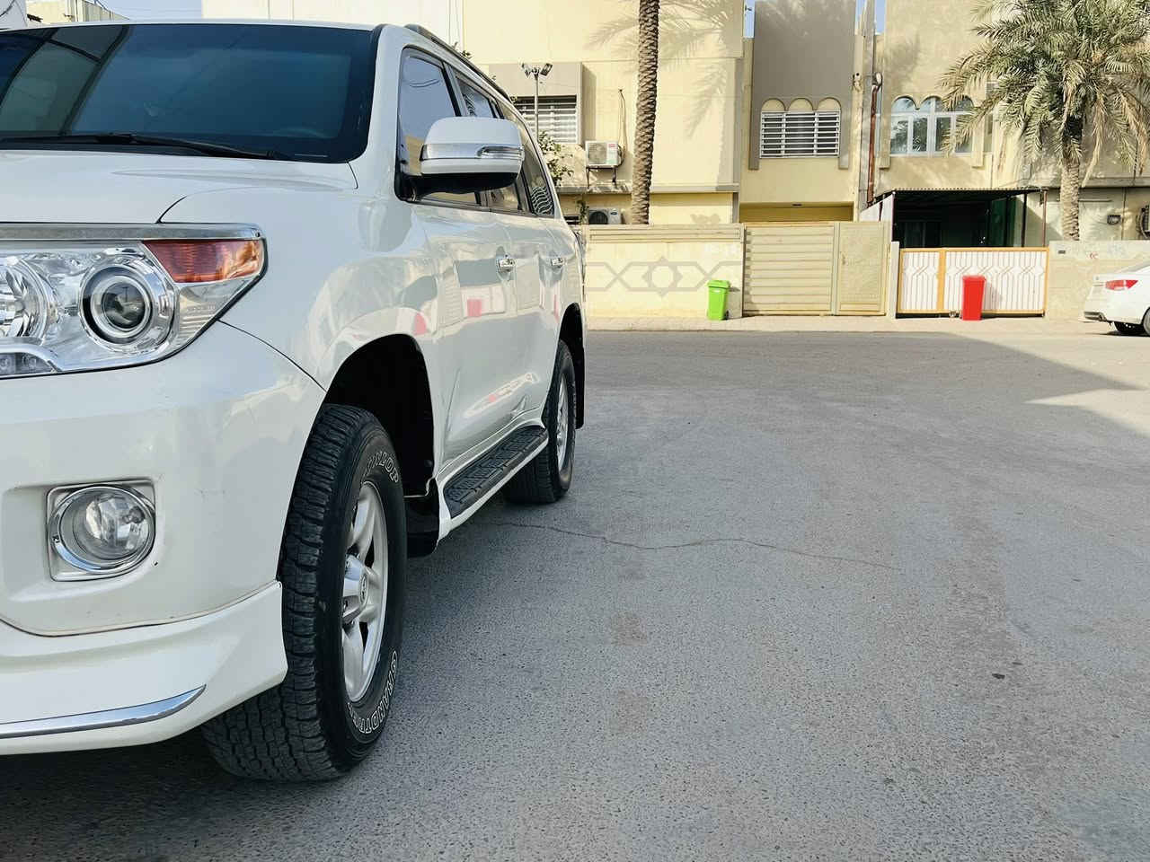 السلام عليكم
البيع الاندكروز مصفحه2012
ماشيه 60 الف 
محرك 6 السلندر كاز 
كفاله عامه جديده لوك 
رقم اربيل 
السعر 290 وابيهه مجال 
رقم الهاتف ***********
