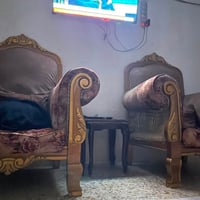 تخم ٢ صغار و ٢ كبار للبيع السعر 150 وبي مجال المكان الشعب ٠٧٧١٩٣٨٣٦٣٨