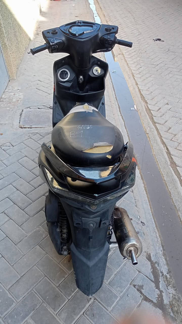 سلام عليكم
درجه سكنس لد لبيع مكينه ما مفتوح مكفوله كفاله عامه بس كفرت يردلهن بوليش فقط  شغله سلف كهربية كله شغال السعر 900 وبيه مجال بصيط لشري مكان مدينه صدر ملاحضه صلنصه بلاديه بيه هسه ***********
