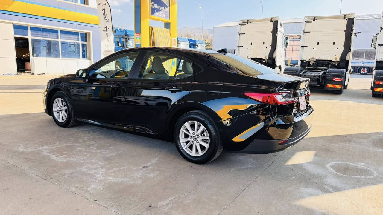 موديل 2025 LE 1 قطعه سبخ بدون دواخل ماشية 6000 كم السعر 21600$ *********** مكان زاخو
